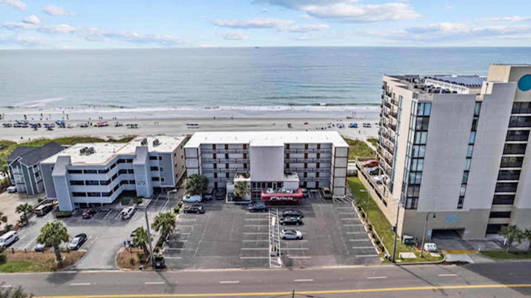 Oasis Hotel North Myrtle Beach Exterior photo